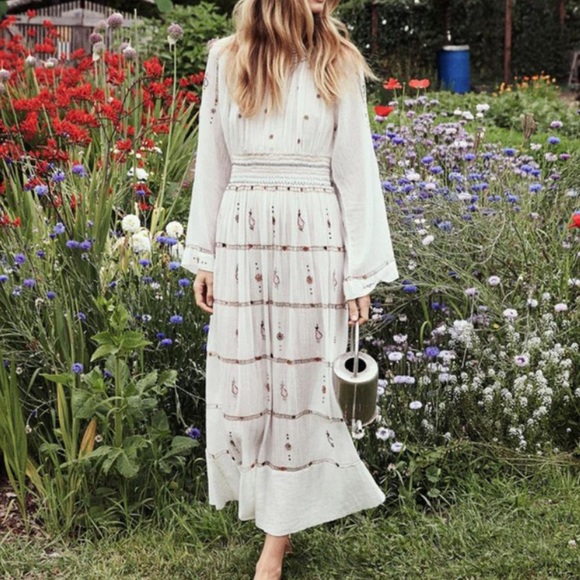 Doen Dresses & Skirts - Doen Joni embroidered dress